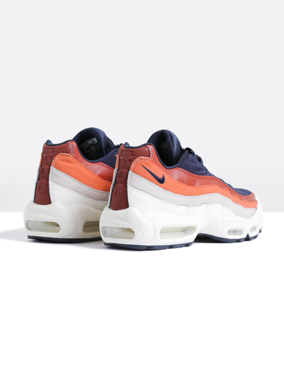 Nike Air Max 95 " Essentials Sail Obsidian "