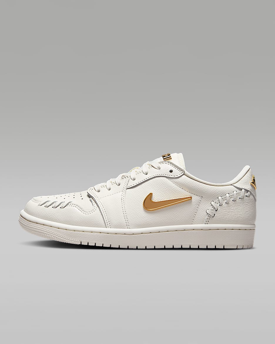 Jordan 1 Method Of Make " Low Sail Metallic Gold "